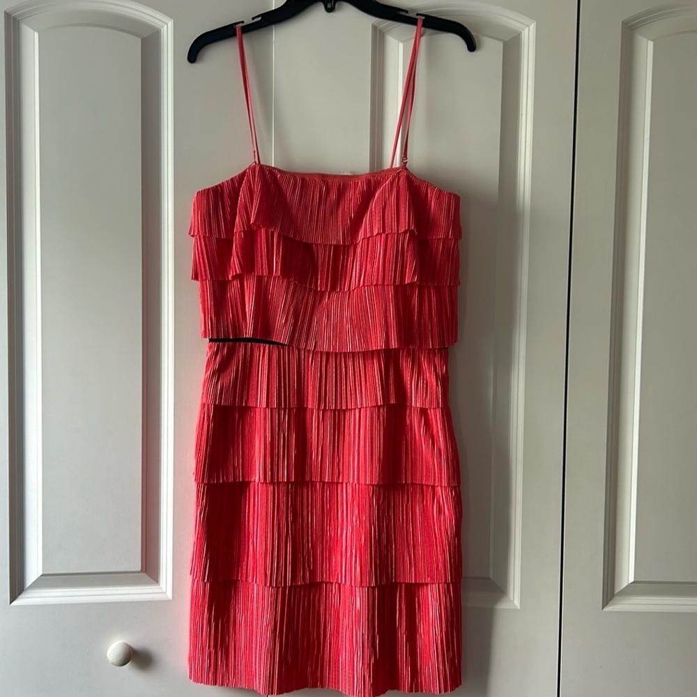 Jessica Simpson Coral Pink Pleated & Tiered Sheath Dress Size 10 NWT